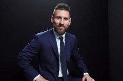 Messi gây tranh cãi khi không đáp lại MC ở gala The Best