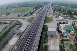 Không đấu thầu quốc tế cao tốc Bắc - Nam phía Đông