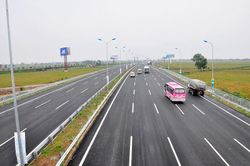 Hủy thầu quốc tế cao tốc Bắc - Nam