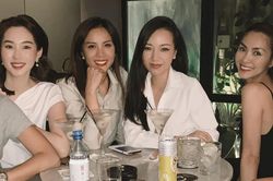 Tăng Thanh Hà và Đặng Thu Thảo đọ sắc trong bức ảnh chụp nhóm bạn thân