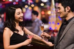 Tình trẻ và cú lừa cả tình lẫn tiền khiến nữ đại gia 'lên bờ xuống ruộng'