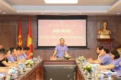 Trang bị, sử dụng, thanh toán cước phí điện thoại đúng tiêu chuẩn, chế độ, định mức theo quy định