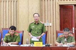 Thượng tướng Lê Quý Vương làm việc với lãnh đạo tỉnh Nghệ An