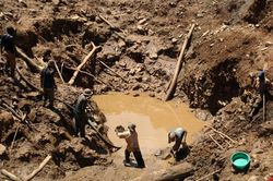Sập mỏ vàng ở CH Chad làm ít nhất 30 người thiệt mạng