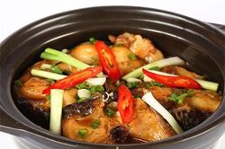Kho cá cho thêm thứ này, vừa không lo bị tanh lại thơm ngon khó cưỡng