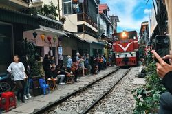 Đường sắt lạc hậu đến bao giờ?