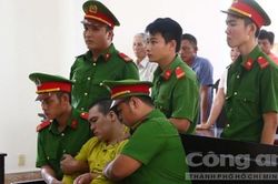Thanh niên giết người cướp tài sản ngất xỉu khi nghe tòa tuyên án tử