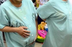 Hà Nội: Lần đầu xét xử hành vi tổ chức mang thai hộ vì mục đích thương mại