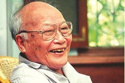 'Tôi chơi dế mèn ở bờ sông Tô, đó là thiên đường trẻ con'