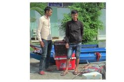 Bắt 2 đối tượng có hành vi dùng xung điện đánh bắt thủy sản