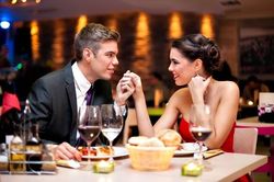 Chồng chết lặng vì không ngờ vợ trẻ ôm hết tiền mua nhà đi bao trai