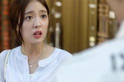 Bồ của chồng vác bụng bầu đến nhà đòi danh phận, chết sững khi nhìn thấy một người