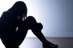 Bé gái 12 tuổi bị 30 gã đàn ông cưỡng hiếp trong hơn 2 năm và câu chuyện đau lòng phía sau