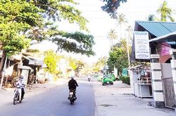 Quán quen, đường cũ và trường xưa