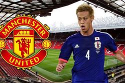 Keisuke Honda gây sốt khi thúc giục MU chiêu mộ mình trên mạng xã hội