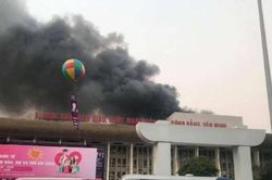 Hà Nội: Cháy lớn tại Cung văn hóa hữu nghị Việt - Xô
