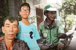 Nụ cười lạc quan của tài xế Grab 58 tuổi và chuyện chưa từng kể khi phải bán trâu hỗ trợ hộ nghèo để cứu con bạo bệnh