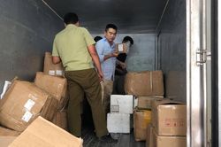 Hà Nội: Thu giữ số lượng lớn nguyên liệu trà sữa không rõ nguồn gốc