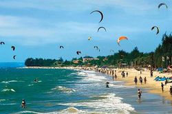 Bình Thuận hỗ trợ tối đa du khách bị Thomas Cook 'bỏ rơi'
