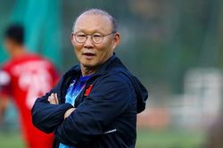 HLV Park dính chấn thương tại nhà riêng trước vòng loại World Cup