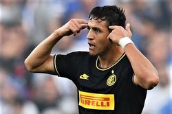 Sanchez cắt đứt quan hệ với đồng đội cũ ở Man Utd