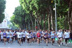 Đoàn Hà Nội giành ngôi nhất toàn đoàn Giải chạy Báo Hà Nội Mới mở rộng
