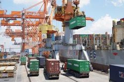 Thế giới Thế giới Malaysia: Xuất khẩu tăng trưởng vượt trội trong các nước ASEAN
