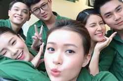 Trầm trồ hội 'trai xinh gái đẹp' mùa quân sự cùng xuất hiện trong một khung hình