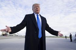 Ireland trả resort của TT Trump 109.000 USD cho 2 ngày ông lưu trú