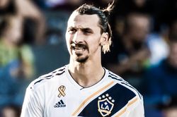 Ibrahimovic không cứu nổi đội nhà dù ghi bàn và kiến tạo