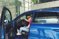 Ca sĩ Chi Dân tậu Porsche Macan 2019 giá hơn 3 tỷ đồng