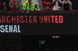 MU vs Arsenal: Mertesacker tiết lộ bí mật gây sốc sau thảm bại 2-8 của Arsenal trước MU