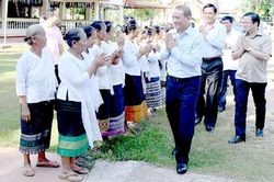 Đoàn công tác TP Đà Nẵng dâng hương chùa Watthat