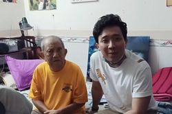 Trấn Thành trao 150 triệu đồng, nghệ sĩ Mạc Can hài hước: 'Nhỡ dại gái thì sao?'