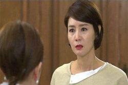 Hí hửng rước 'tiểu tam' ễnh bụng về nhà và nhận kết đắng