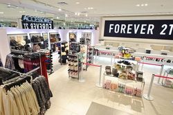 Bí mật phía sau đơn phá sản của hãng thời trang Forever 21