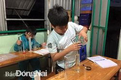 ''Phòng thí nghiệm vui vẻ'' của thầy Ninh