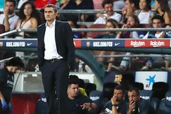 Barca căng thẳng vì chiếc ghế của Valverde