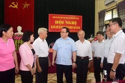 Đoàn đại biểu Quốc hội TP Hà Nội tiếp xúc cử tri đơn vị bầu cử số 8