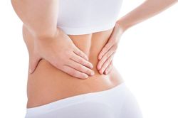 7 bài tập vận động giảm đau lưng, người ngồi nhiều nên tập hàng ngày