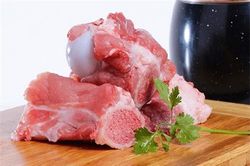Bí quyết chọn xương ngon: Bà nội trợ nào không biết đánh mất cả thanh xuân