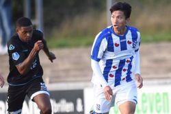 Lần thứ 2 đá chính ở đội trẻ SC Heerenveen, Văn Hậu thi đấu ấn tượng thế nào?
