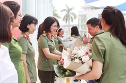 Sôi nổi ngày hội thể thao của phụ nữ 2 cụm thi đua Công an Hà Nội