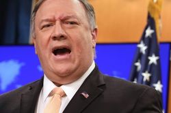 Ngoại trưởng Mỹ và phe Dân chủ đấu khẩu kịch liệt vì TT Trump