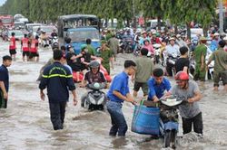 Đỉnh triều tại các sông ở miền Tây vẫn còn cao