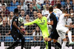 Hàng thủ thảm họa, Real Madrid trả giá ở Champions League