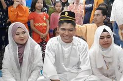 Đám cưới có 2 cô dâu kỳ lạ ở Malaysia