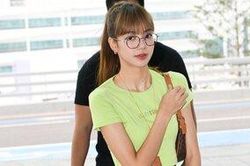 Biểu cảm cực 'cool' của Lisa (BlackPink) trước project siêu đáng yêu của fan Thái