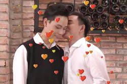 Bác sĩ thẩm mỹ mời bạn trai LGBT về chung một nhà sau lần đầu gặp mặt