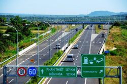 Các tuyến cao tốc của VEC vượt doanh thu 15% trong 9 tháng đầu năm
